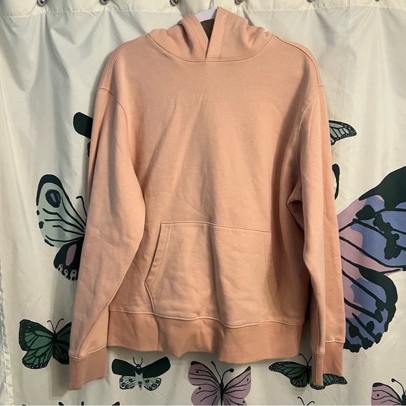Pale orange hoodie - Picture 1 of 3